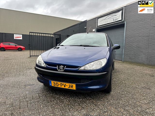 Peugeot 206 1.4 Air-line Automaat Airco Elek. Pakket Trekhaak APK NAP.