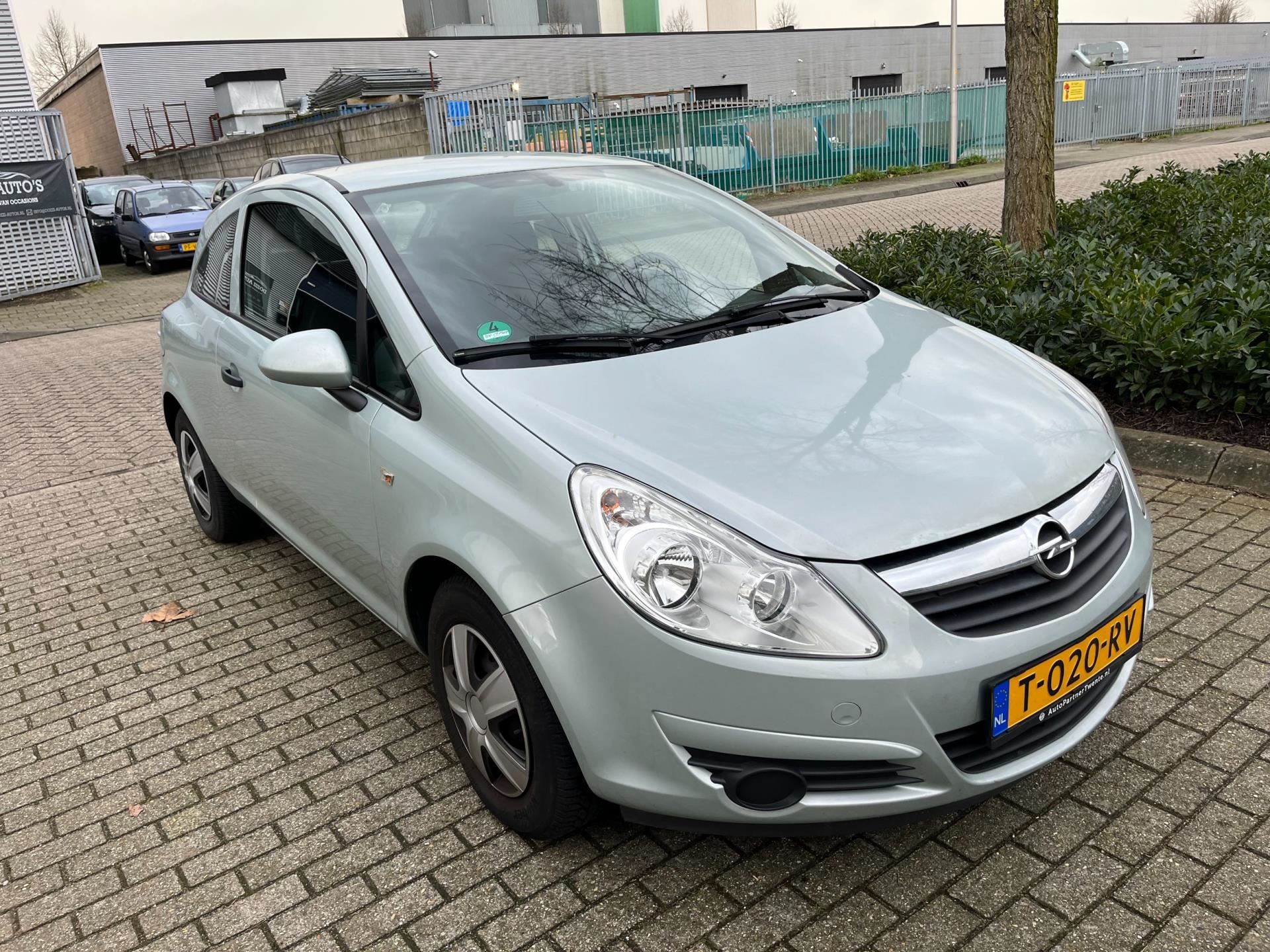 Opel CORSA occasion - Dozzi Auto's