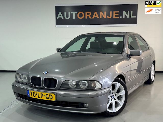 BMW 5-serie 520i Lifestyle Edition\Automaat\Cruise\Clima\Xenon\NAP!!