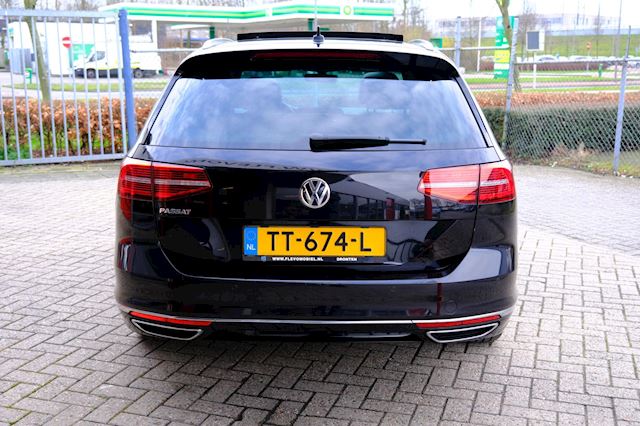 Volkswagen Passat occasion - FLEVO Mobiel