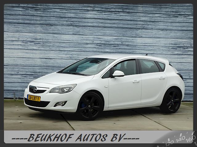 Opel Astra occasion - Beukhof Auto's B.V.