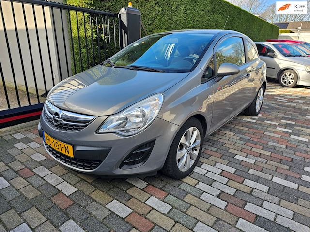 Opel Corsa occasion - Van Lierop In- en Verkoop