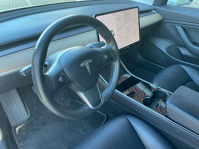 Tesla Model 3 occasion - Auto op Afspraak
