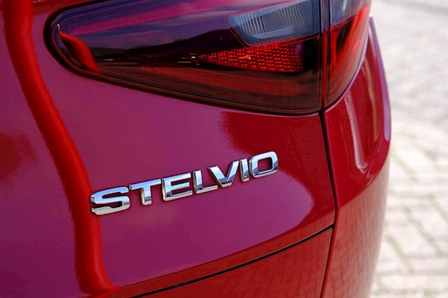 Alfa Romeo Stelvio occasion - FLEVO Mobiel