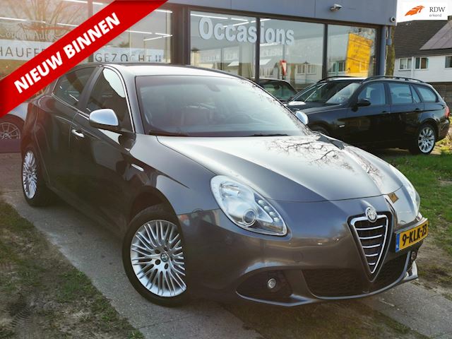 Alfa Romeo Giulietta 1.4 T Limited Edition |AUT|NAVI|AIRCO|CRUISE|LEDER|STOEL.VERW|PDC|APK. 