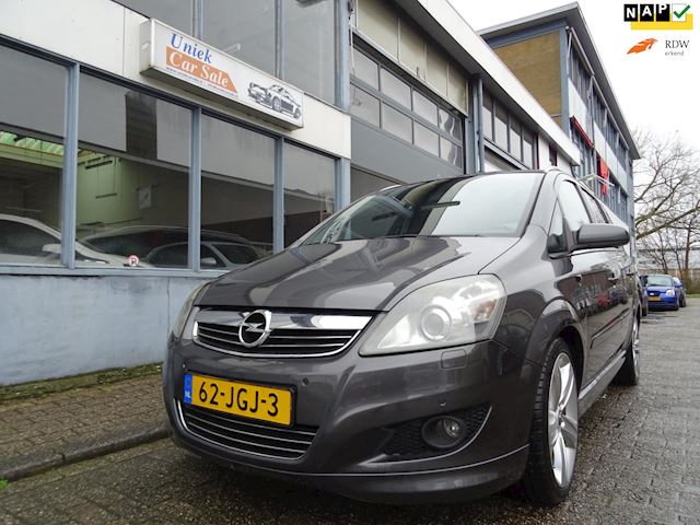 Opel Zafira 1.8 Executive