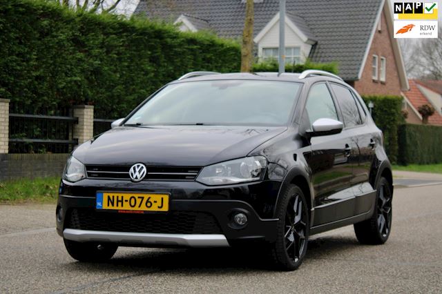 Volkswagen Polo 1.2 TSI Cross | 90 PK | CLIMATRONIC | ZEER MOOIE GOED ONDERHOUDEN AUTO |