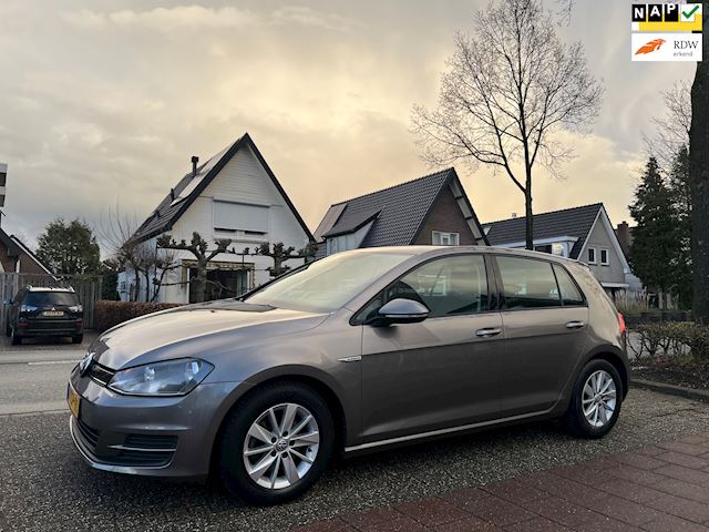 Volkswagen Golf occasion - De Vries Automotive Apeldoorn