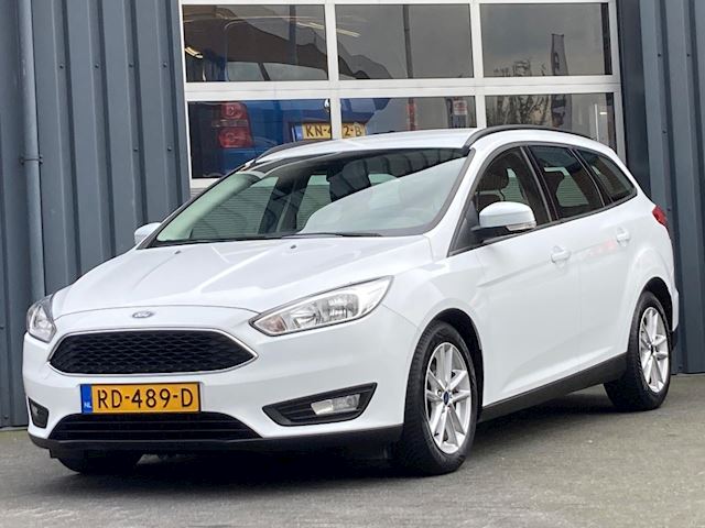 Ford Focus Wagon 1.0 Lease Edition Climate control, Navigatie, PDC, Cruise control, Apk 04-2026!