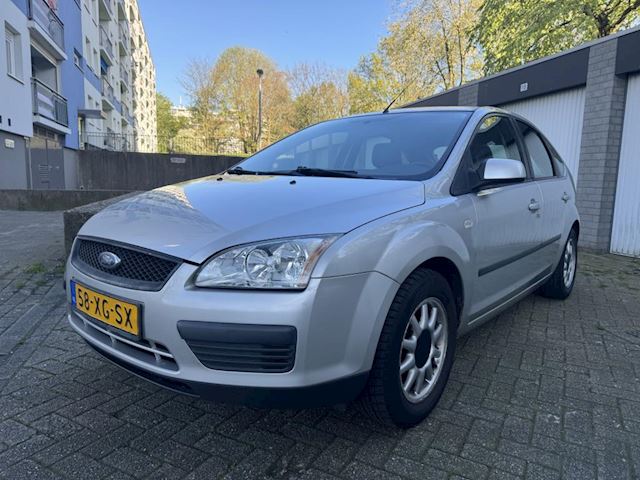Ford Focus occasion - Van Hout Auto's