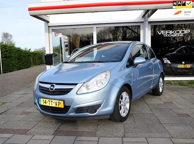 Opel Corsa 1.2-16V Enjoy Automaat Airco