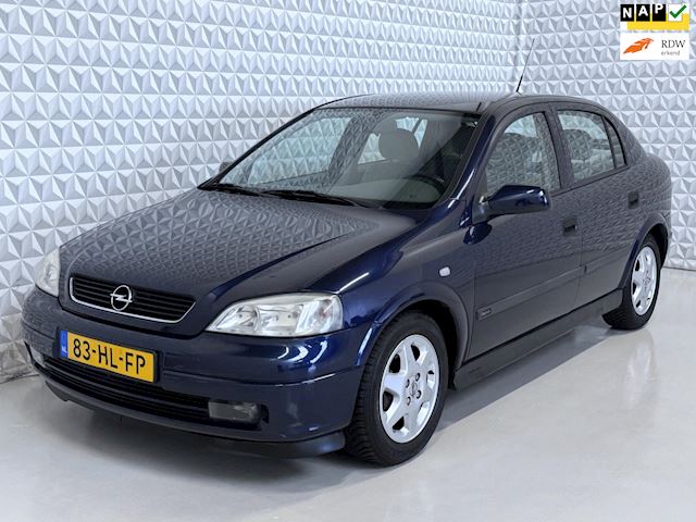 Opel Astra 1.6-16V Elegance AUTOMAAT / 181.000km (2001)