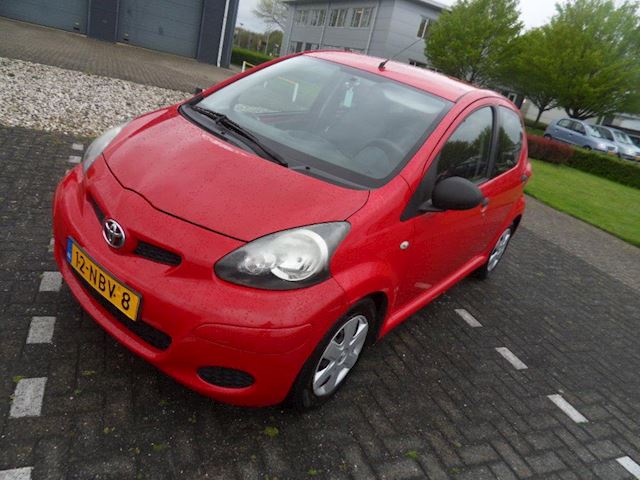 Toyota Aygo occasion - Luttmer Autoservice