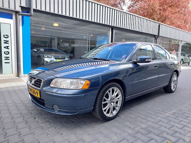 Volvo S60 2.4D Drivers Edition Dealer oh Navi Clima Cruise PDC Trekhaak 17