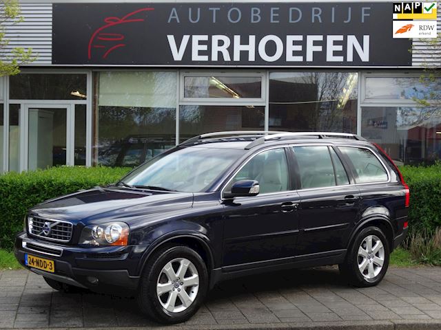Volvo XC90 2.5 T5 LIMITED EDITION - 7 PERS - NAVIGATIE - LEDER - AUTOMAAT !