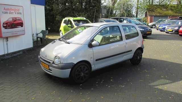 Renault Twingo occasion - Autobedrijf van der Veen v.o.f.