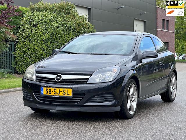 Opel Astra GTC 2.0 T Edition      Cruise*Airco*LM velgen*NAP*APK*Elektrische ramen*
