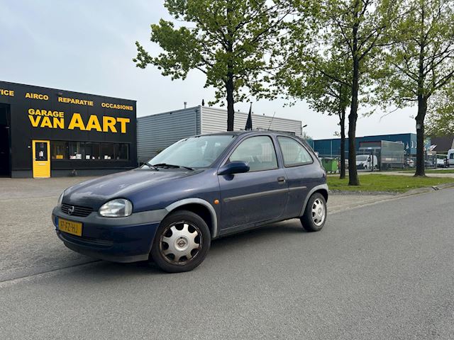 Opel Corsa 1.2i-16V Strada /NAP/AUTOMAAT/APK 02-2025/