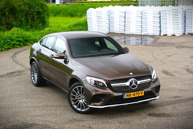 Mercedes-Benz GLC-klasse Coupé 250 d Coupe 4MATIC ///AMG Pakket | Org NL Auto | Camera | Trekhaak |