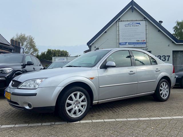 Ford Mondeo 1.8-16V First Edition airco nieuwe apk 
