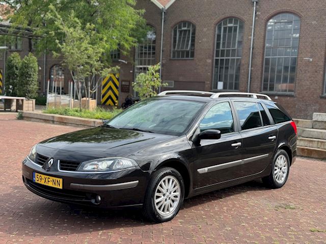 Renault Laguna Grand Tour 2.0-16V Tech Line