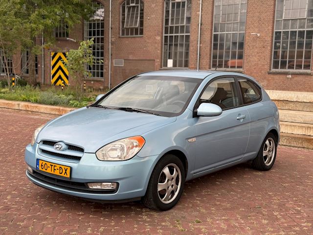 Hyundai Accent 1.4i Dynamic Gas