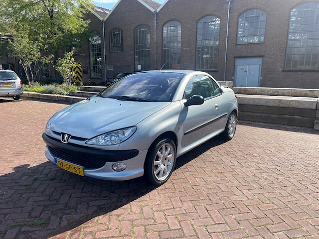 Peugeot 206 CC 2.0-16V