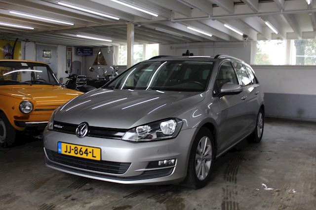 Volkswagen Golf Variant 1.0 TSI Connected Series