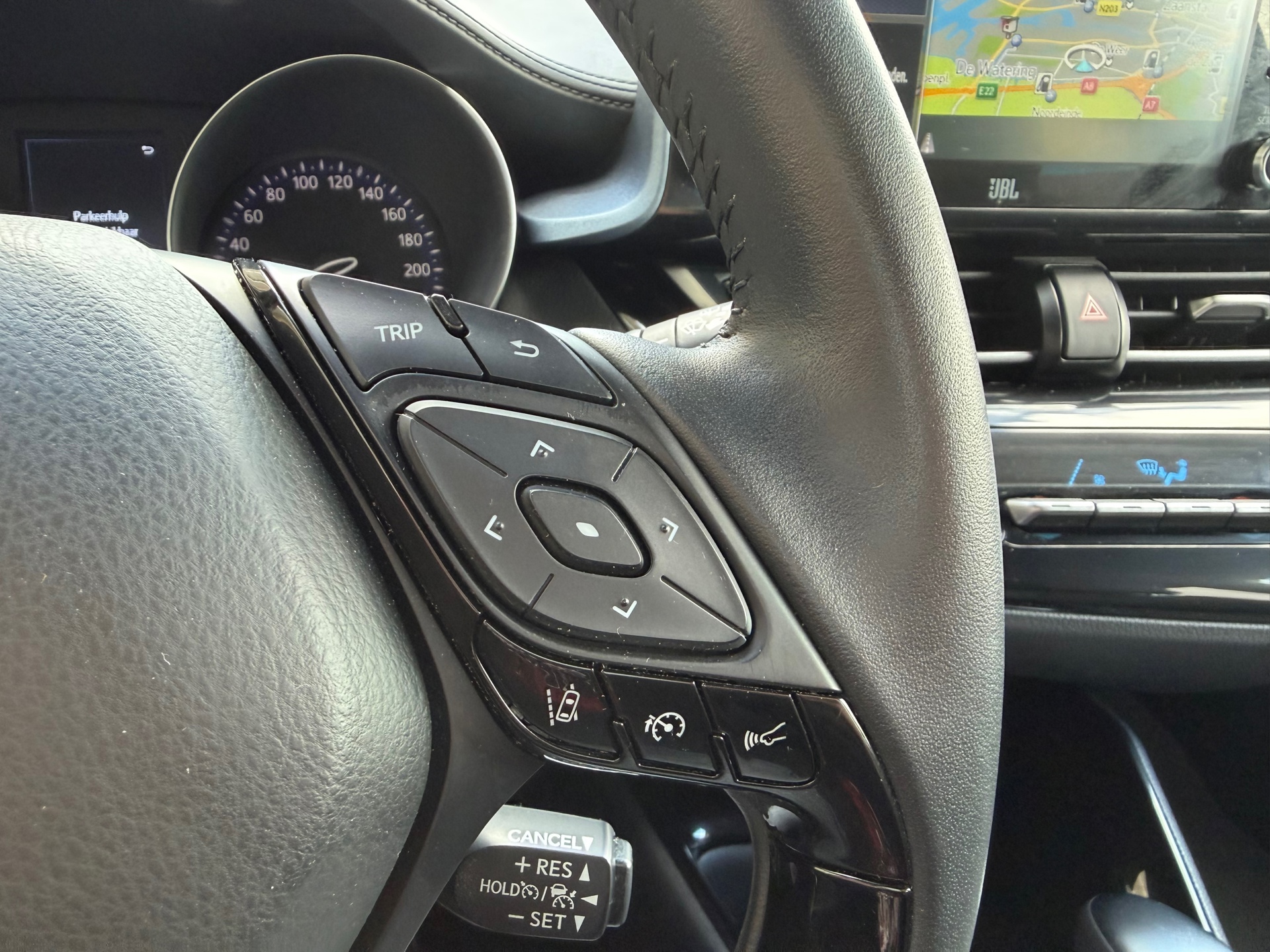 Toyota C-HR occasion - Autobedrijf van Stalen B.V.