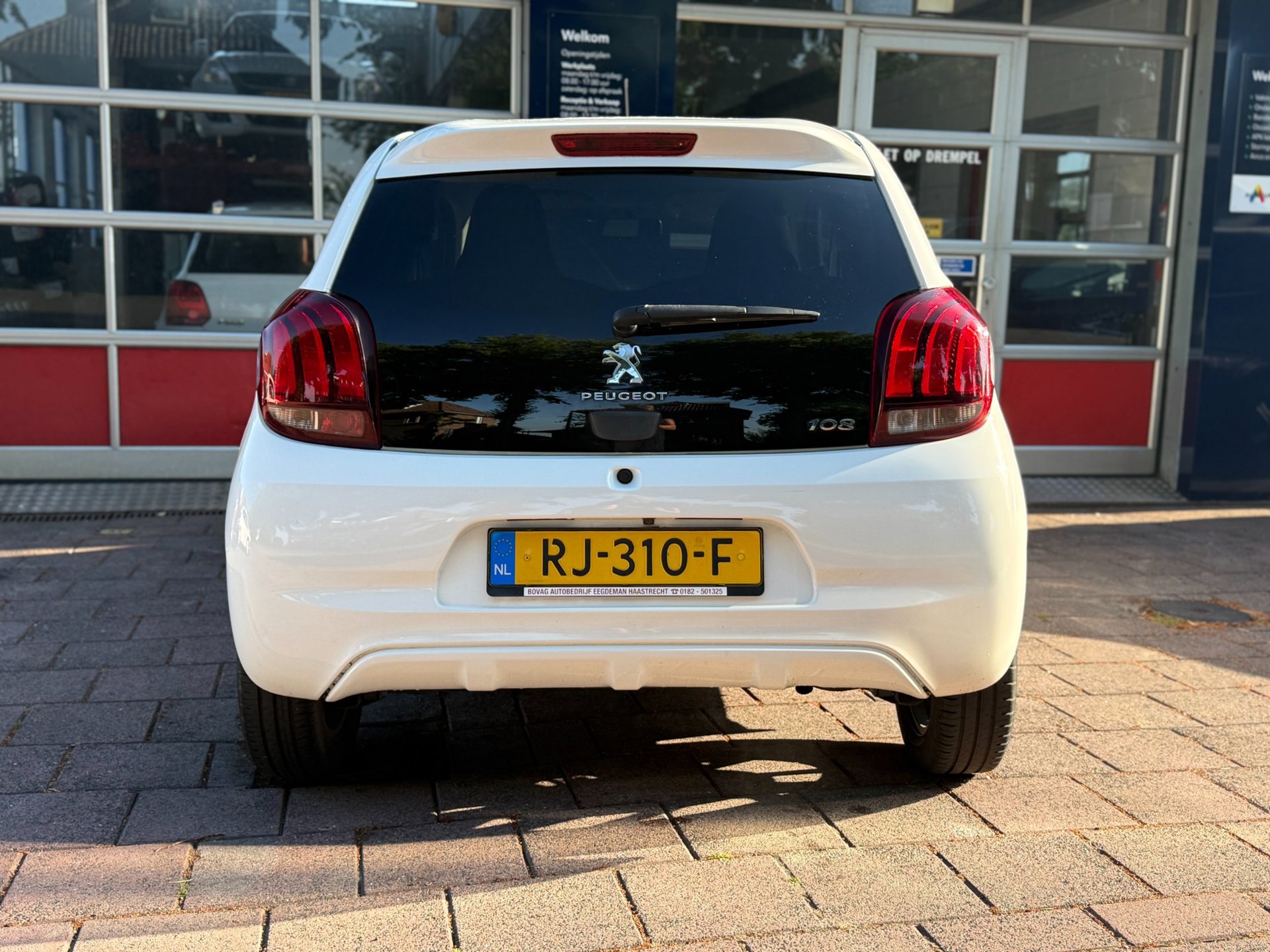 Peugeot 108 occasion - Automobielbedrijf Marcel Eegdeman B.V.