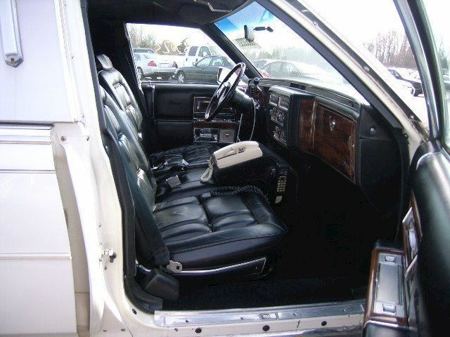 Cadillac Fleetwood SUPER limousine te Koop en wegenbelasting vrij