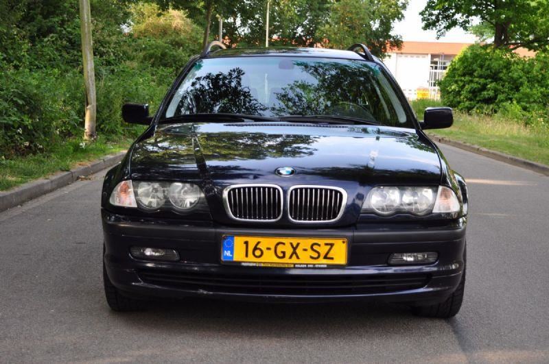 Gelukkig is dat min Inzet BMW 3-serie - Touring 320i Executive AUTOMAAT LPG- G3 AIRCO/ CRUISE NETTE  STAAT ! LPG uit 2001 - www.firstautoplaza.nl