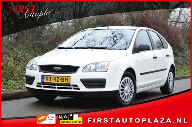 Ford Focus occasion - FIRST Autoplaza B.V.