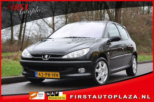 Peugeot 206 occasion - FIRST Autoplaza B.V.