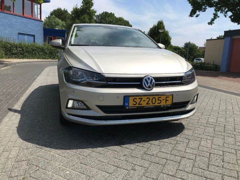 Uitstralen Vulkanisch Verwaand Volkswagen Polo - 1.0 TSI Highline 116PK 6vers - 2018 - Benzine -  www.intercars24.nl