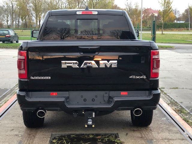 Dodge Ram Pick Up RAM 1500 Laramie/sport