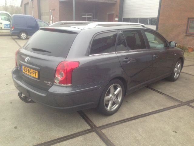 Toyota Avensis 2.2 D-CAT 2007 GERESERVEERD 