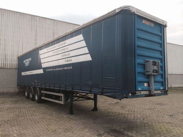 Aanhanger Freuhauf 3assige schuifzuil trailer 2002 goede ban Freuhauf 3assige schuifzuil trailer 2002 goede banden nieuwe deuren weinig kms