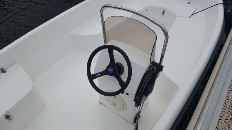 Kijker Oceaan strijd Boot Topcraft consoleboot 2015 - Compleet met mercury 9.9 pk Benzine uit 0  - www.madeautos.nl