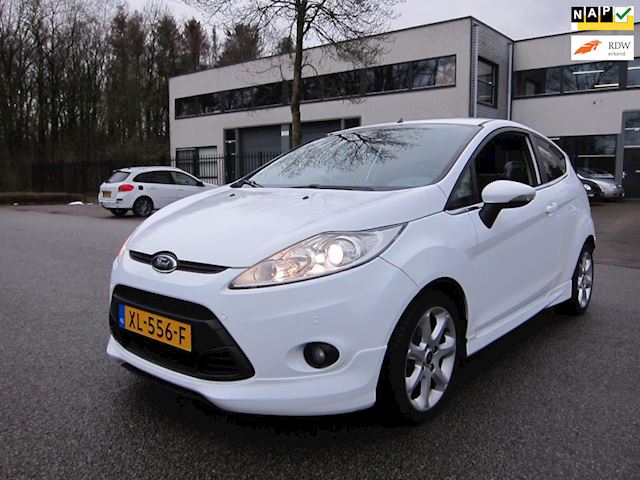 Ford Fiesta 1.25 Titanium SPORT ST SPOILER LMV CLIMA PRIVACY