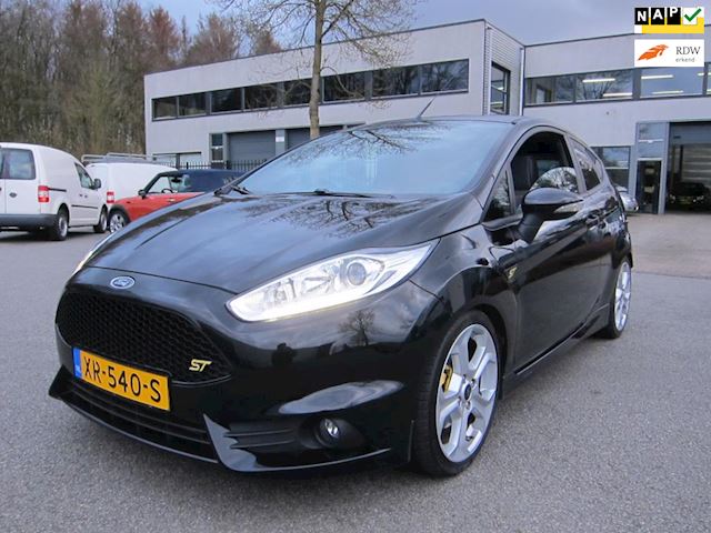 Ford Fiesta 1.6 ST2 RECARO LEDER CAMERA 38000 KM DEALERAUTO