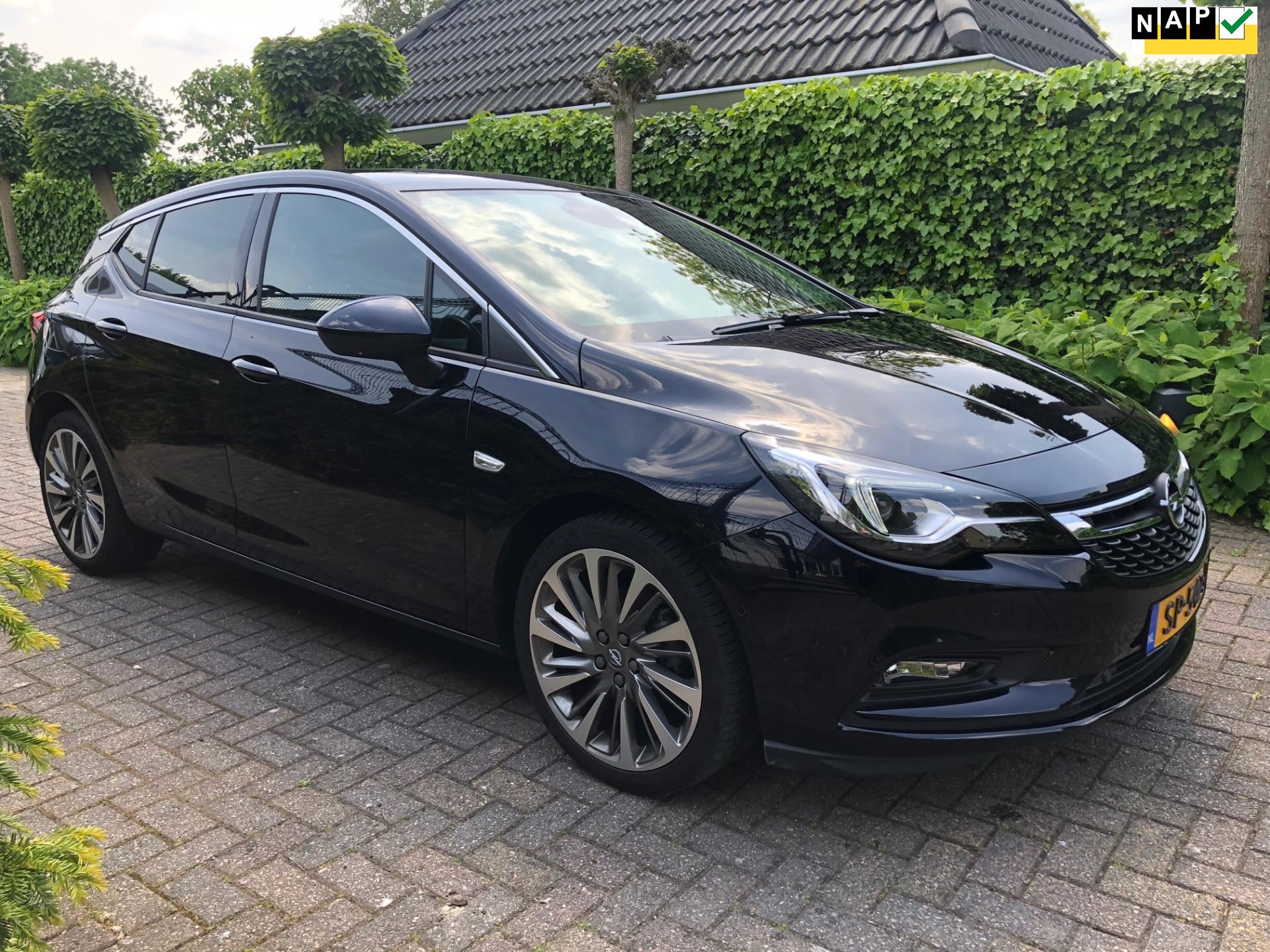 Opel astra 1.4 Turbo Innovation Navi, KeyGo, Camera, Nieuwprijs €32.000,- uit 2018 - www.vanewijkautos.nl