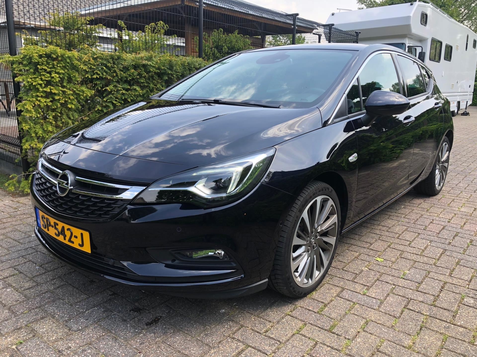 Opel astra 1.4 Turbo Innovation Navi, KeyGo, Camera, Nieuwprijs €32.000,- uit 2018 - www.vanewijkautos.nl