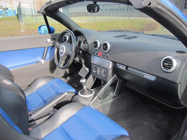 Audi TT Roadster 1.8 5V Turbo NOGARO BLUE PEARL LEDER UNIEKE COMBI 167000 KM!!