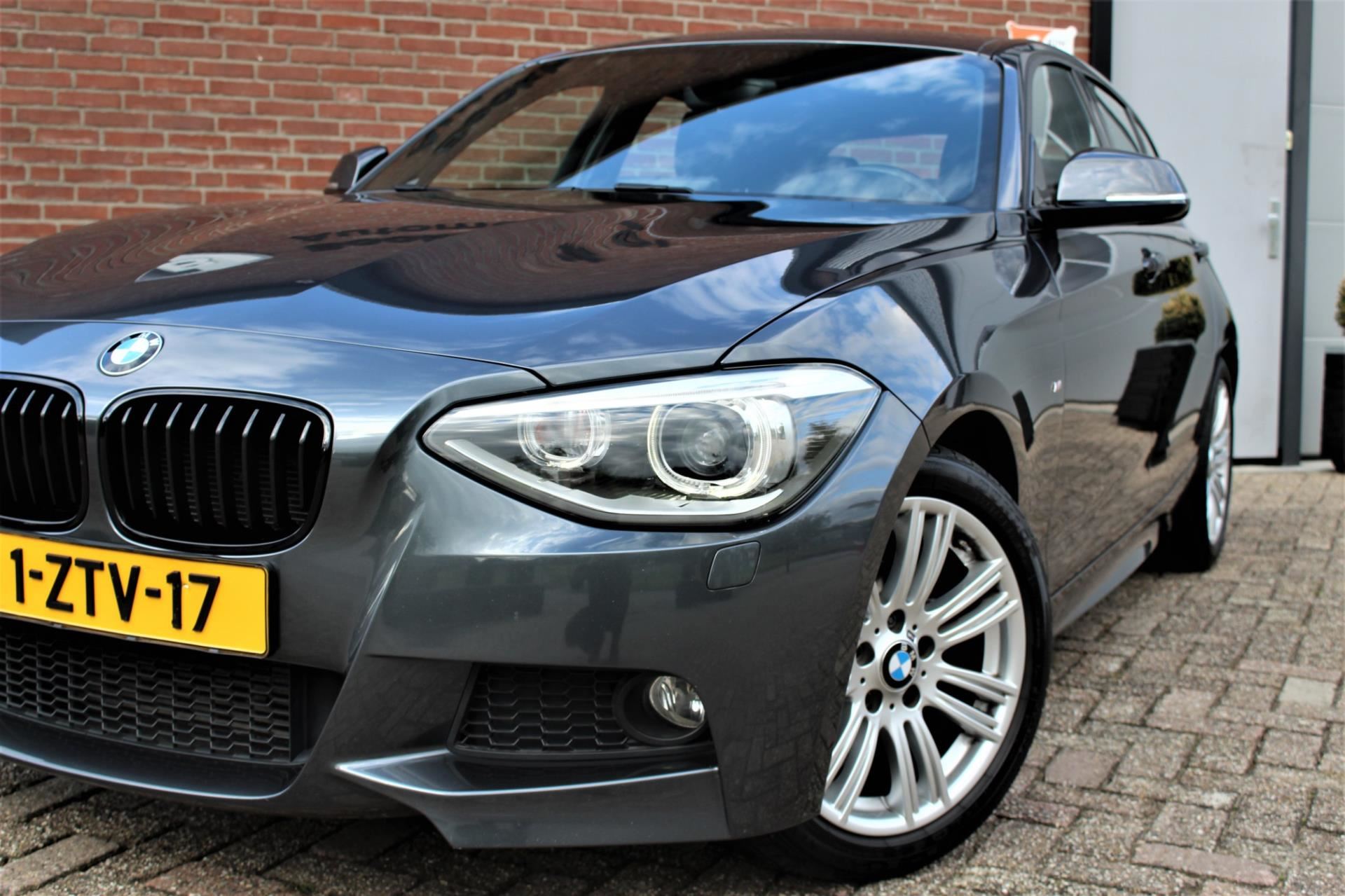 Bmw 1 Serie 1 6i M Sport 2 Pk Optie Bij Aflevering Trekhaak Navi Professional 15 Benzine Www Bookholt Automobiel Nl