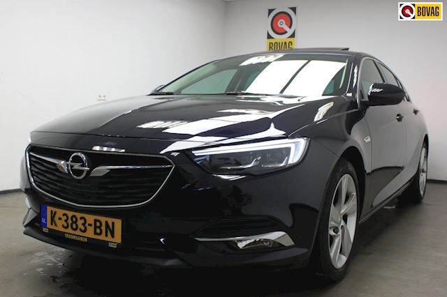 Opel Insignia Grand Sport 1.6 CDTI 1 JAAR BOVAG GARANTIE !  SUPER LUXE UITVOERING !
