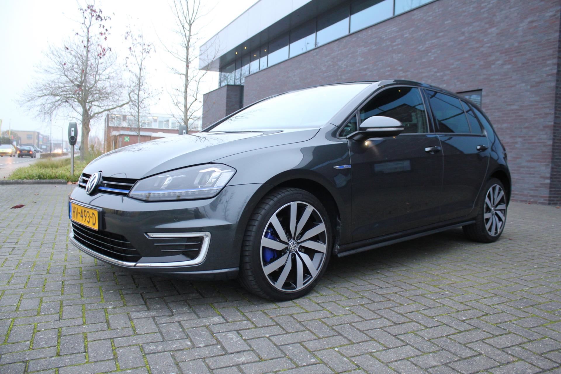Volkswagen Golf TSI GTE panoramadak Automaat Hybride uit 2015 - www.garageautoflex.nl
