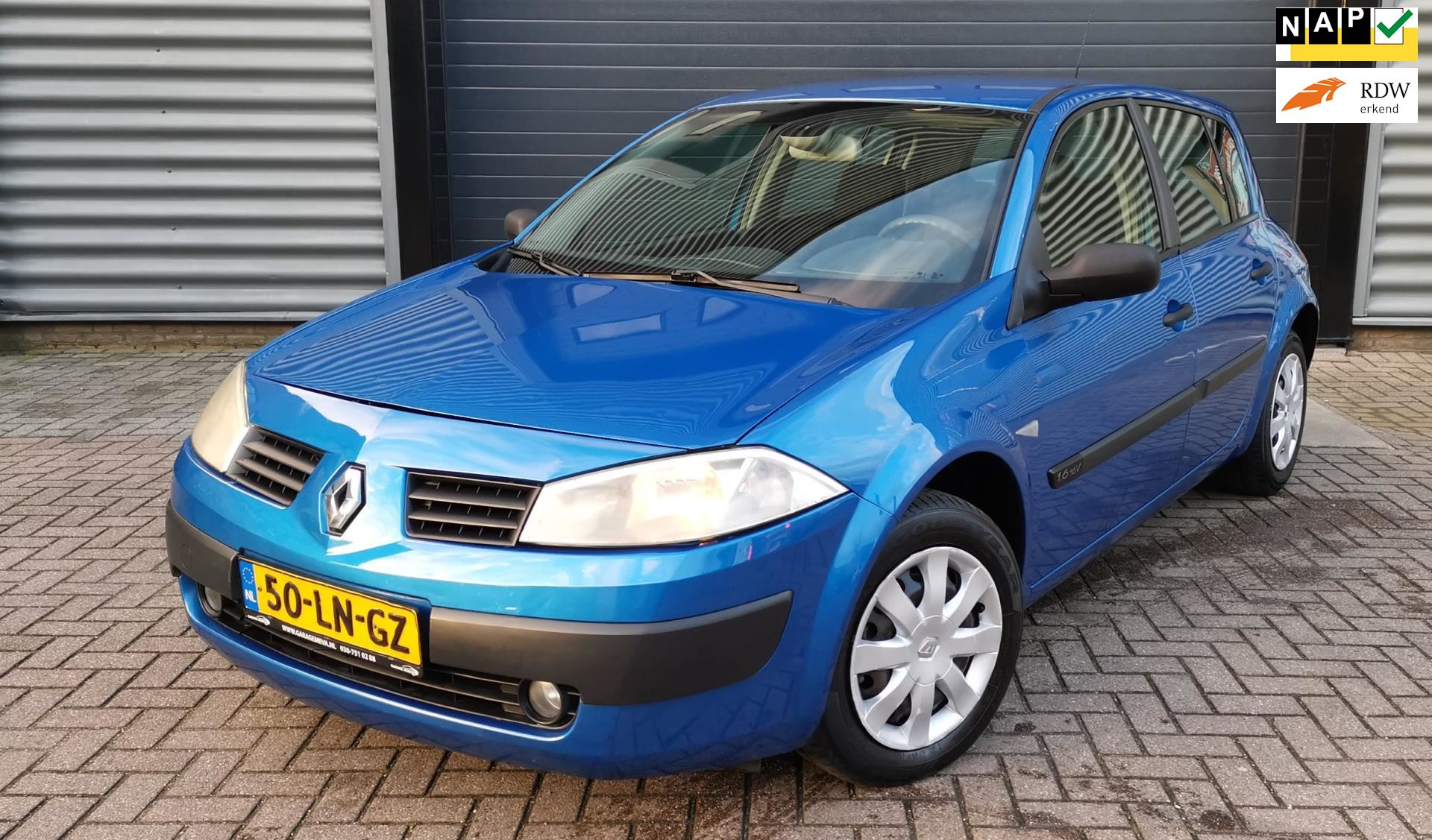 Renault Megane 1 6 16v Dynamique Luxe 03 Blauw Benzine Uit 03 Www Cartradenass Nl