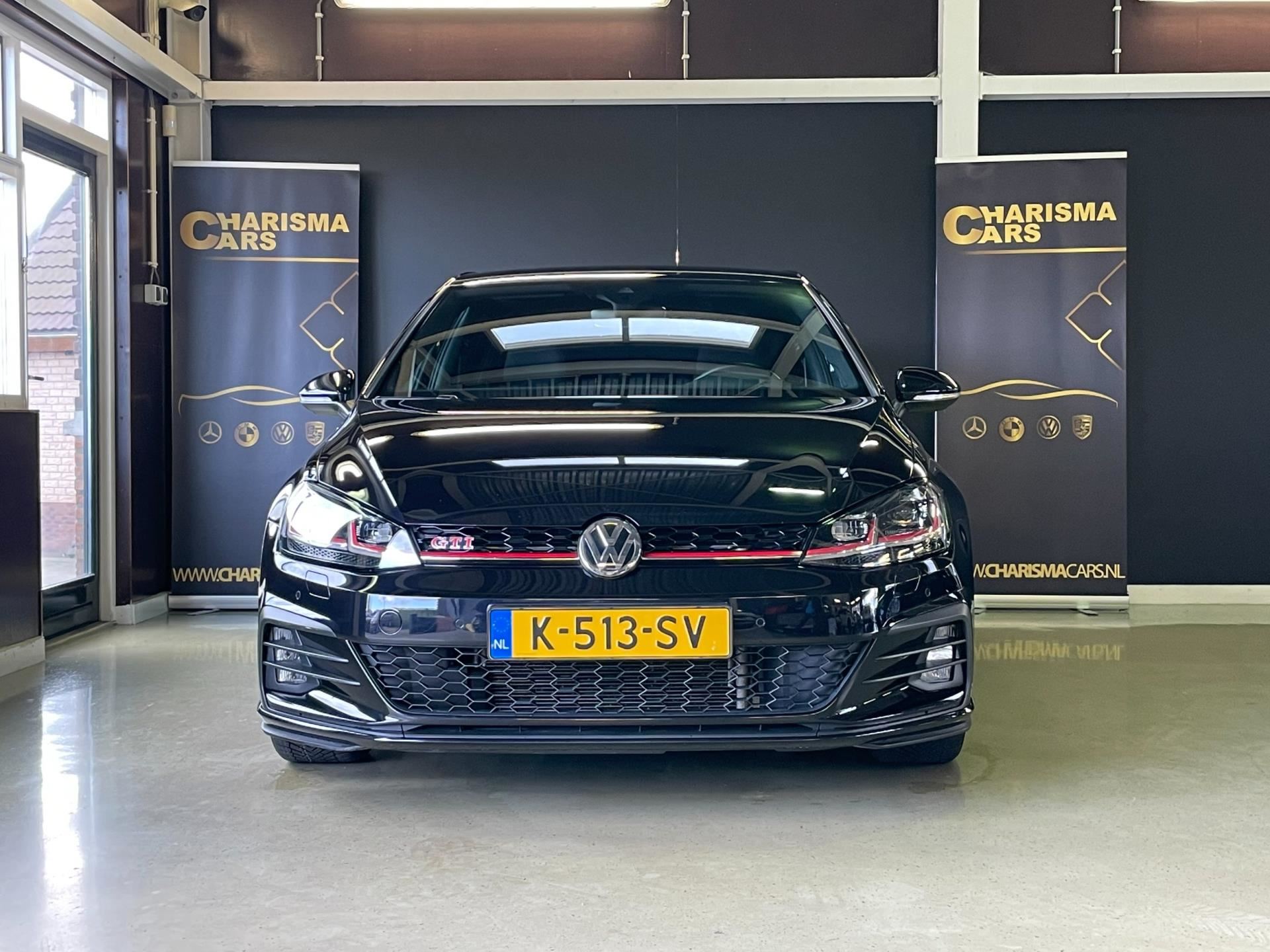 Volkswagen Golf - 2.0 TSI GTI AUTOMAAT Benzine 2018 - www.charismacars.nl