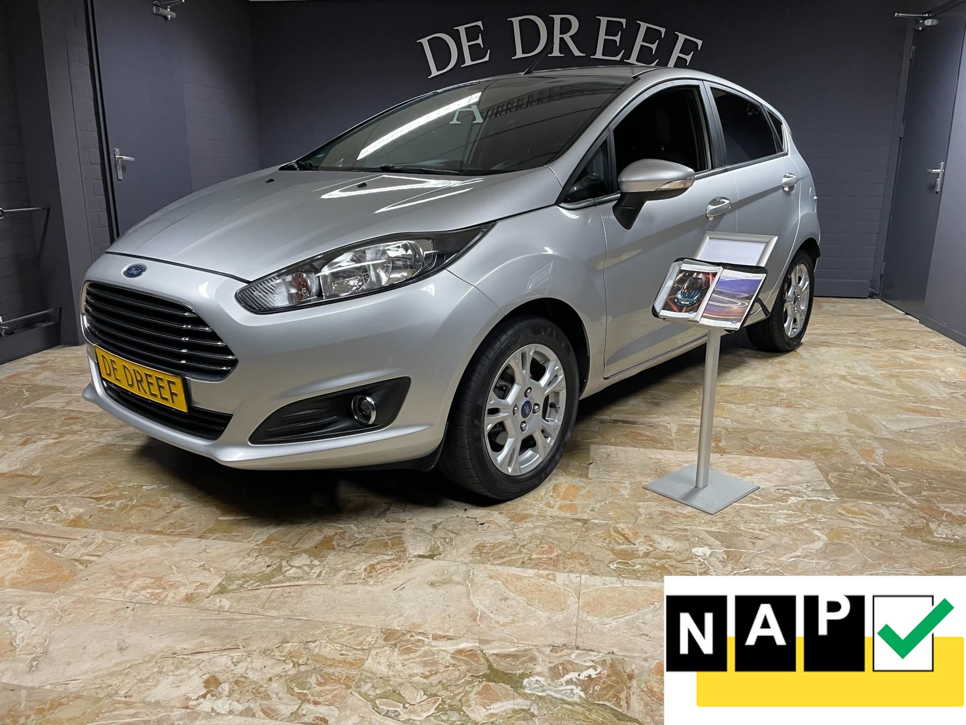uitvinden servet steek Ford Fiesta - 1.25 Benzine uit 2014 - www.dedreefautos.nl